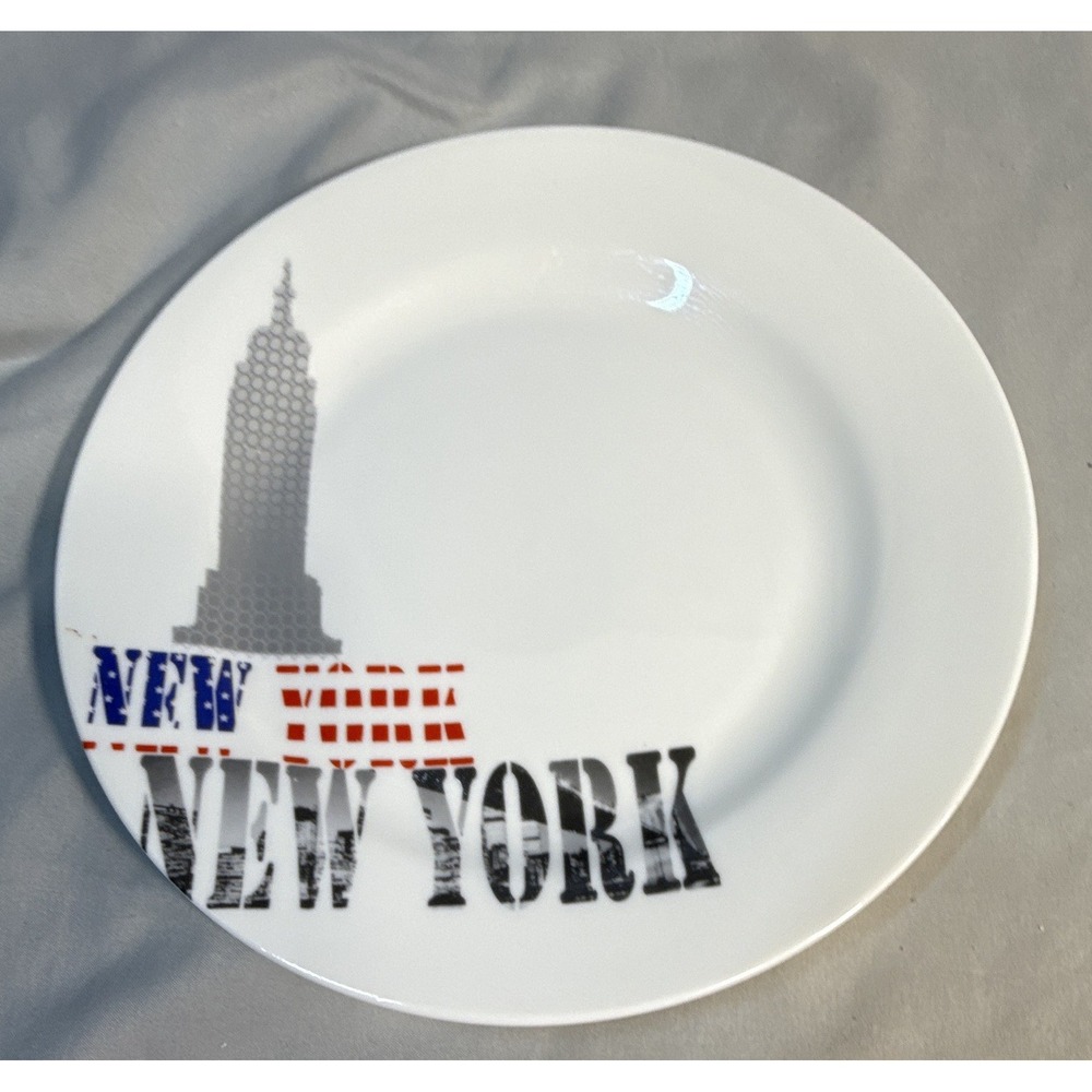 Creative Tops Ltd. New York 8in Round Porcelain Dinner Plate, Microwave/DW Safe